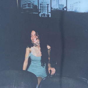 Meet your Posher, Lina